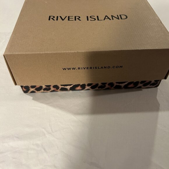 River Island Wide Fit Metallic Cross Strap Barely There Silver EU 41 - Picture 9 of 9